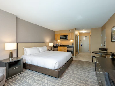 366/368-4050 Whistler Way - 5