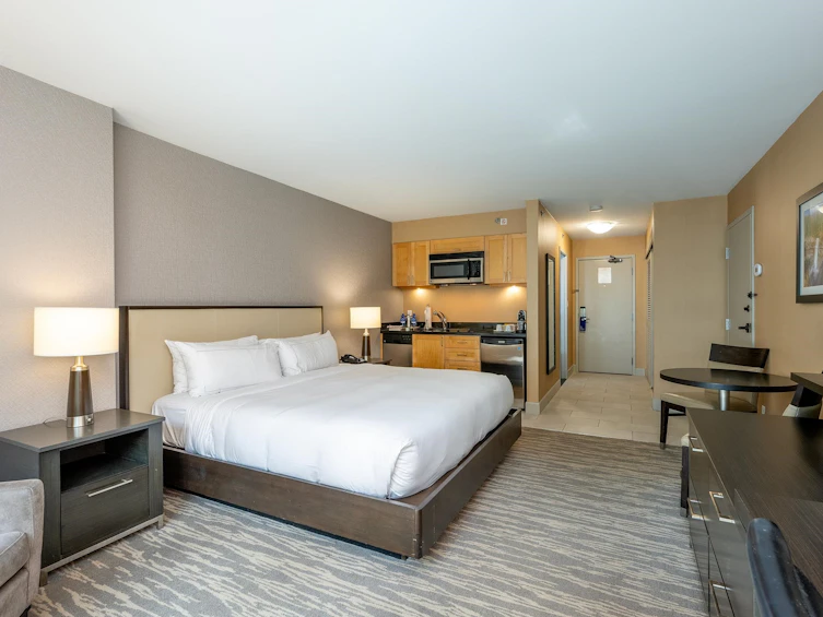 366/368-4050 Whistler Way, Whistler, BC, V8E 1H9 - 5