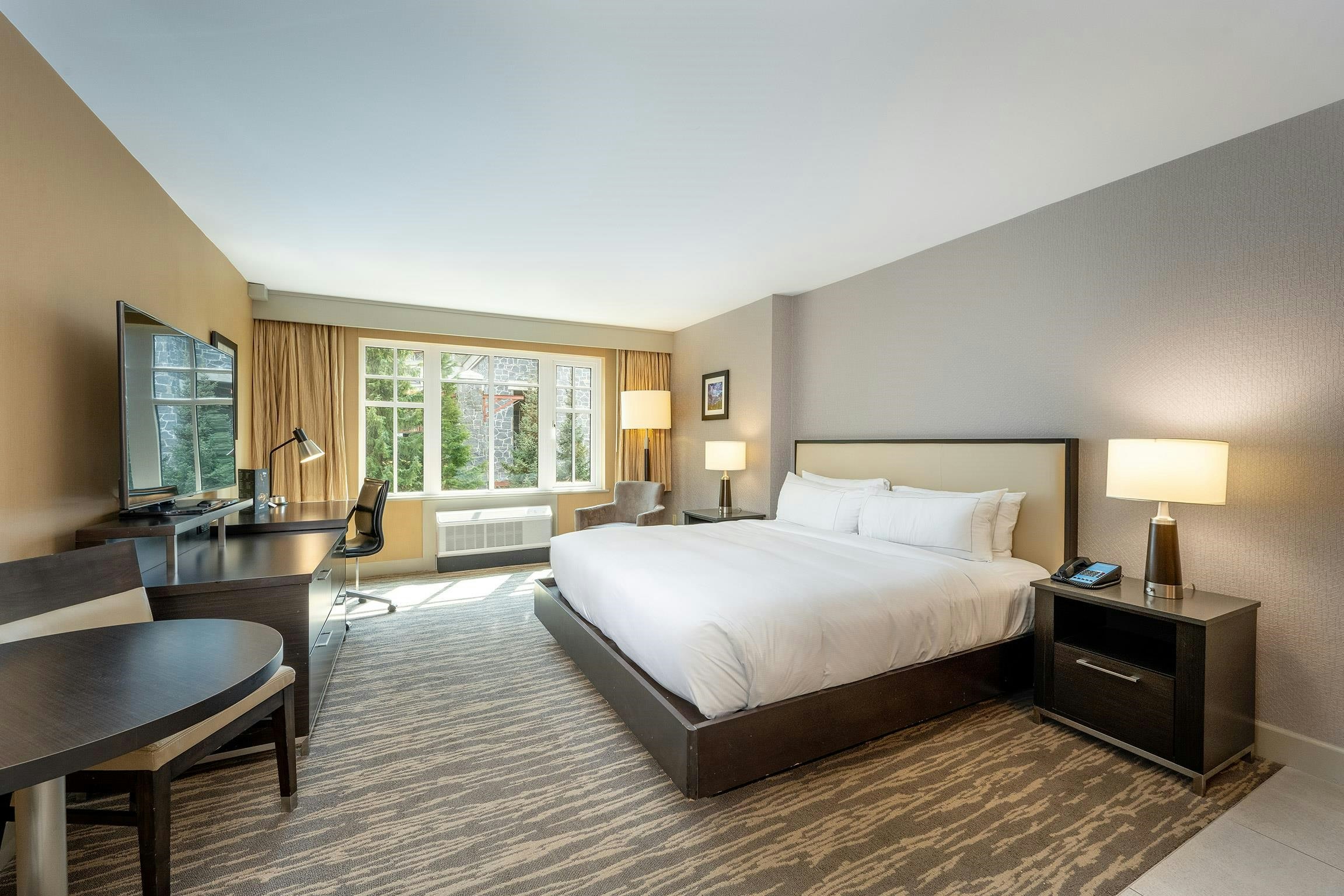 366/368-4050 Whistler Way - 2