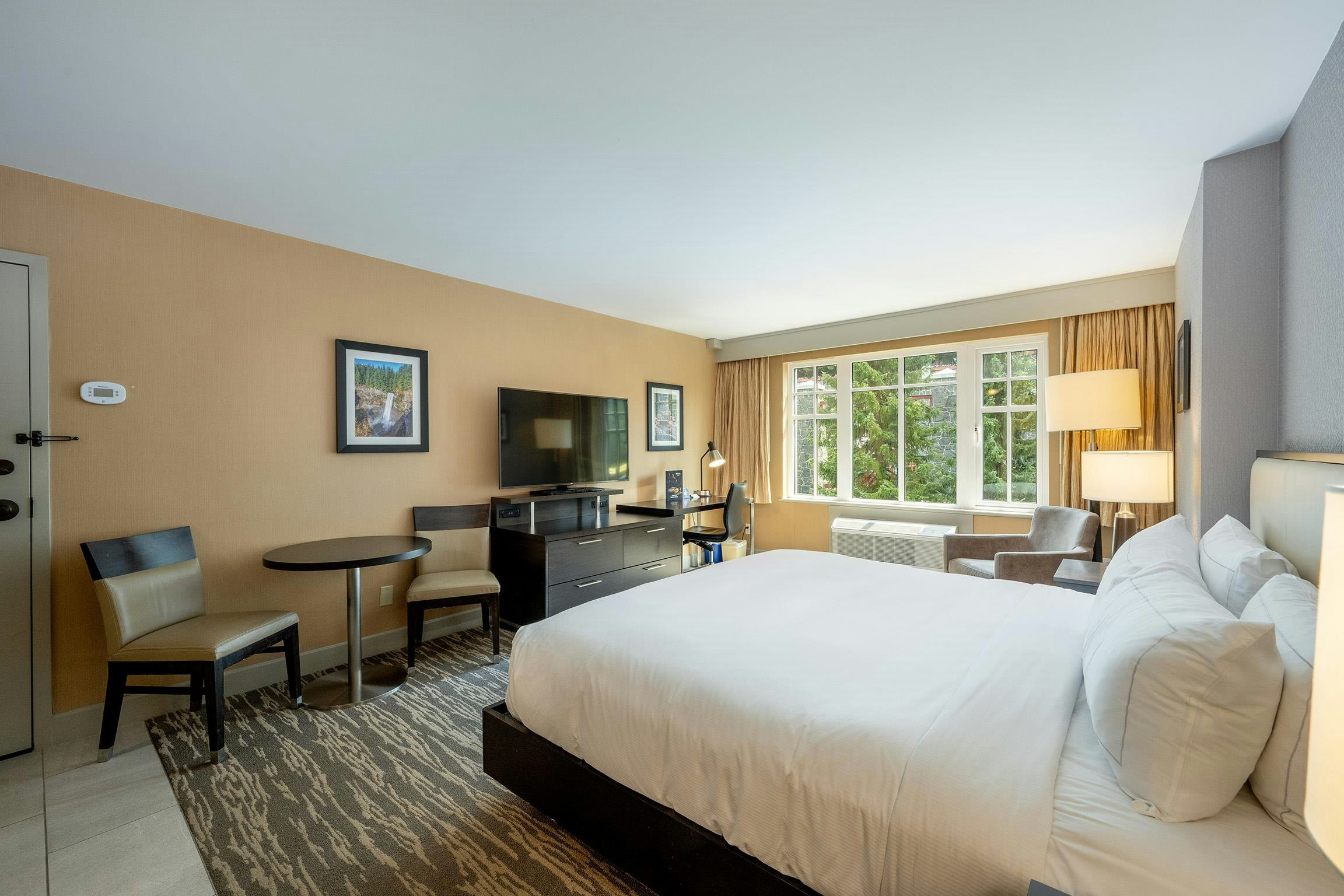 366/368-4050 Whistler Way - 3