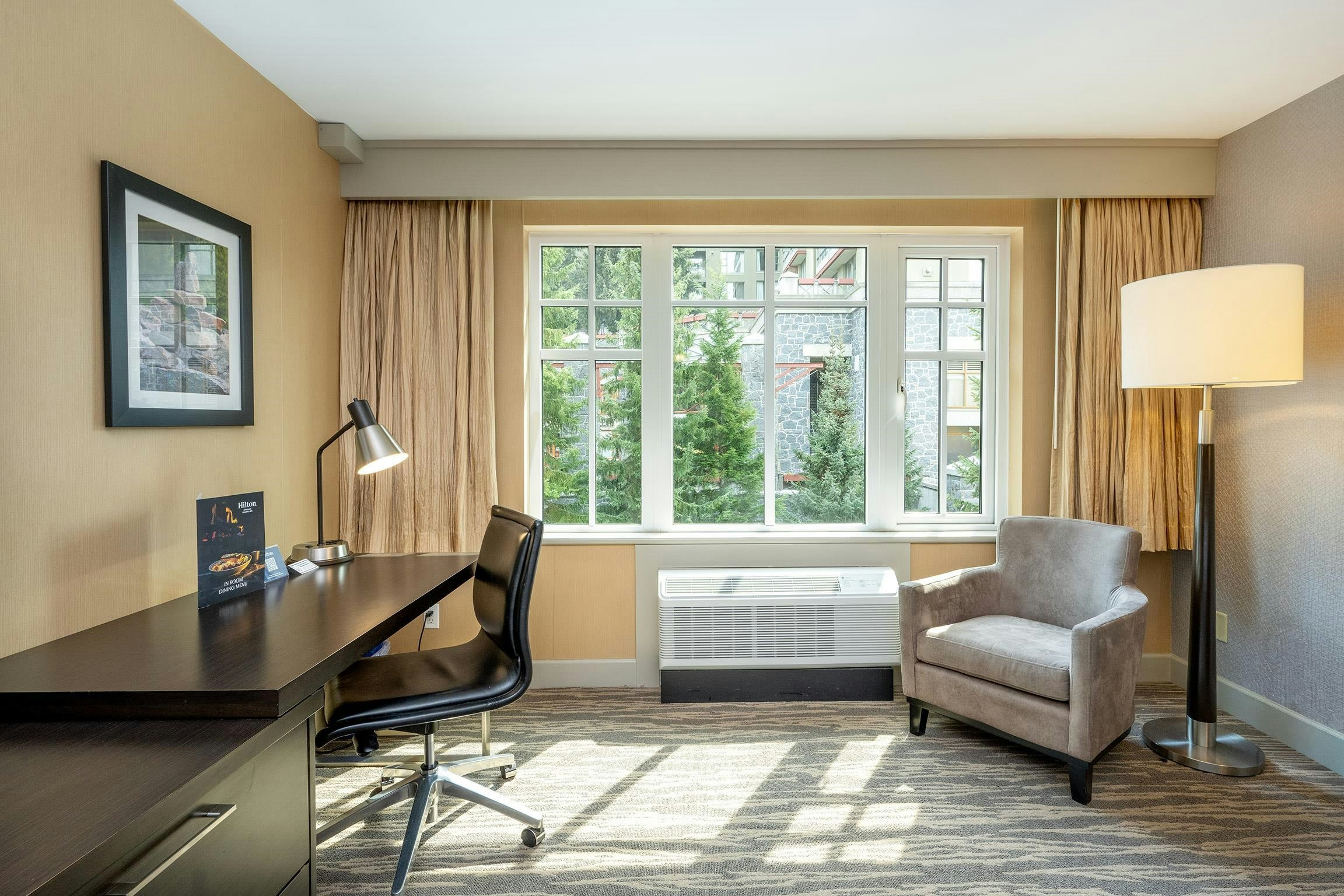 366/368-4050 Whistler Way - 4