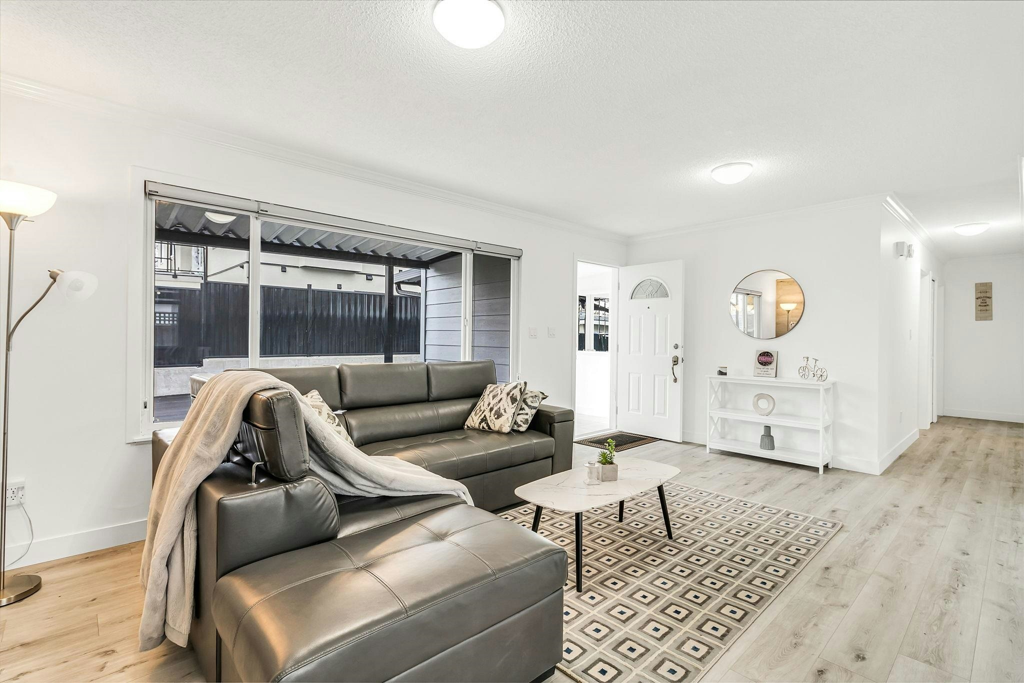 26655 30a Avenue - 2
