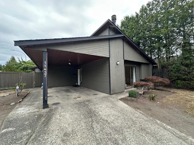 11437 Kingcome Avenue - 3