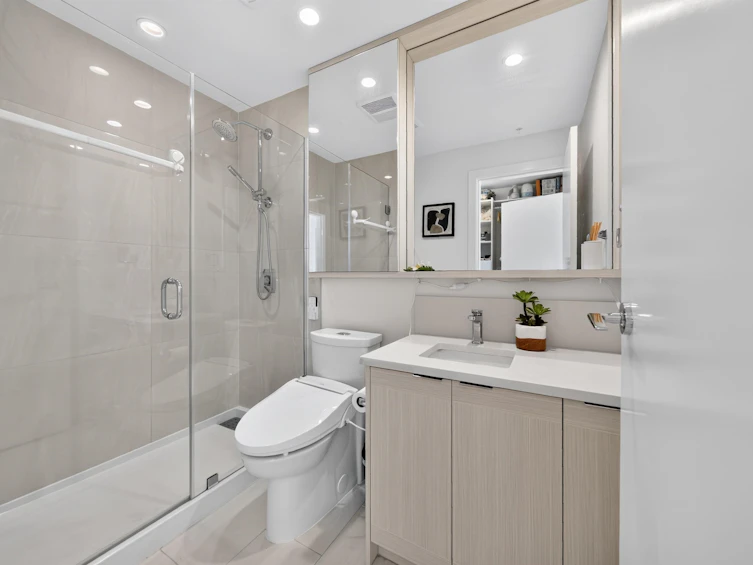 2103-5051 Imperial Street, Burnaby, BC, V5J 0J3 - 21