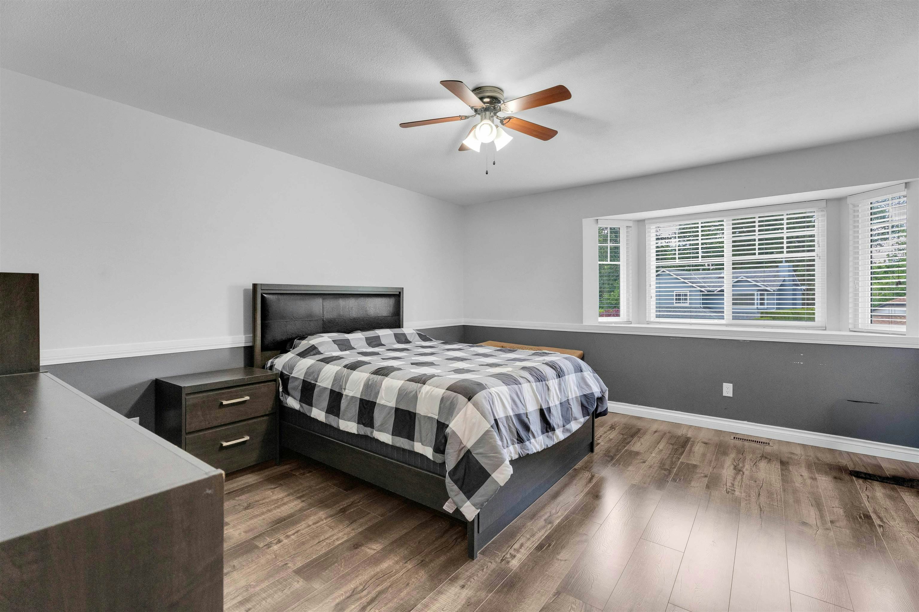 7869 143a Street, Surrey, BC, V3W 9W5 - 13