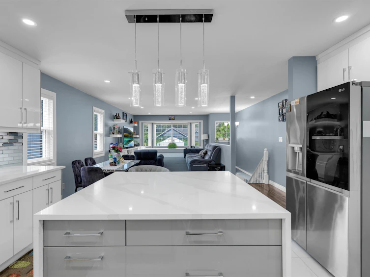 7869 143a Street, Surrey, BC, V3W 9W5 - 6