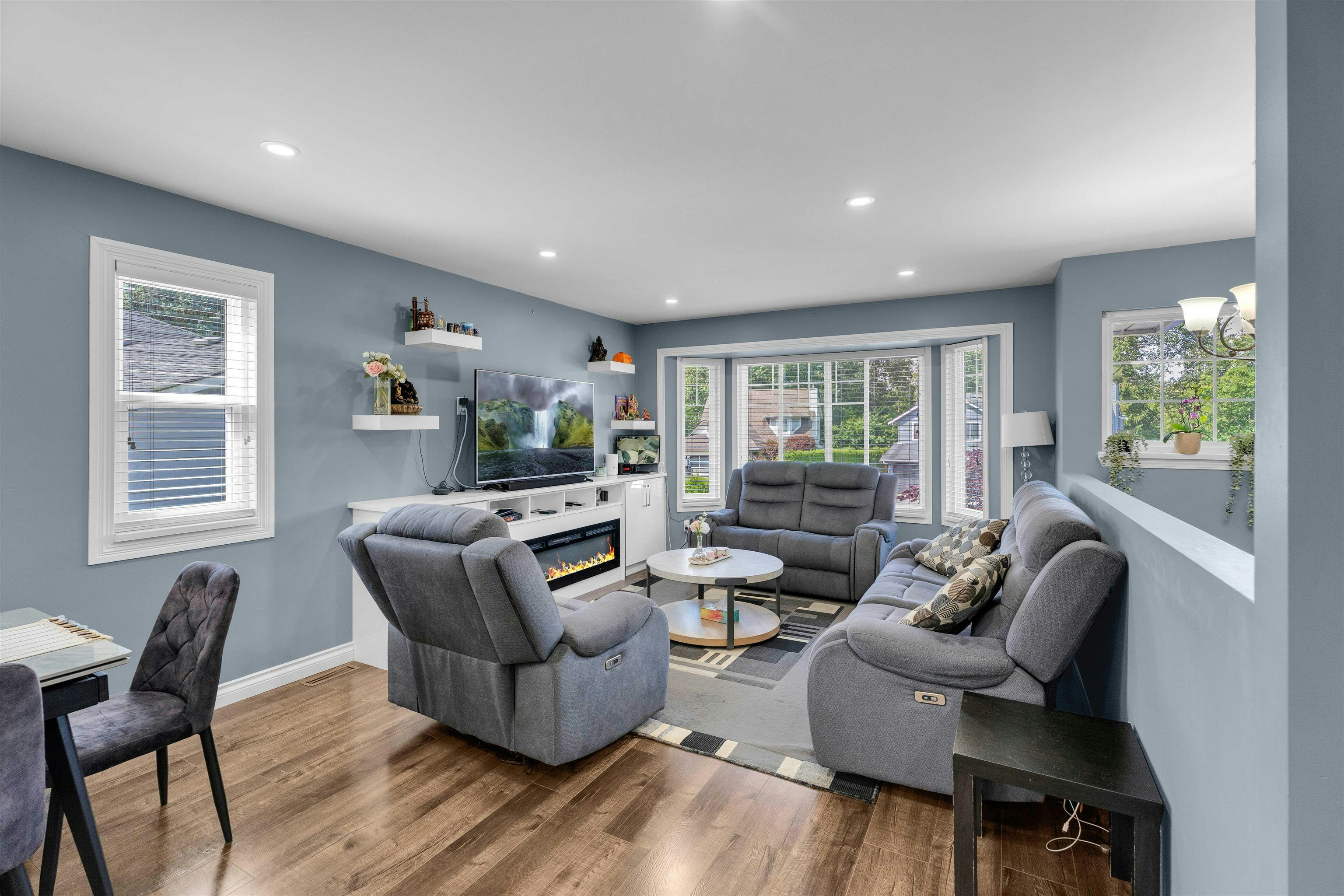7869 143a Street, Surrey, BC, V3W 9W5 - 12