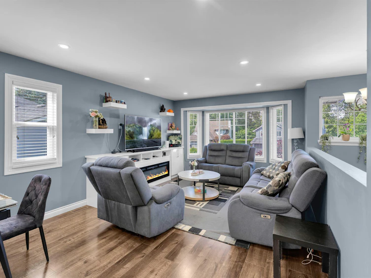 7869 143a Street, Surrey, BC, V3W 9W5 - 12