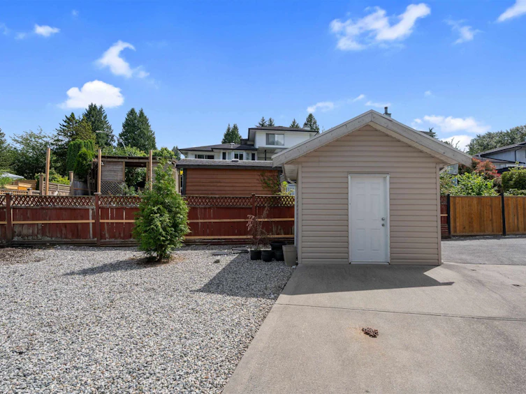 7869 143a Street, Surrey, BC, V3W 9W5 - 23
