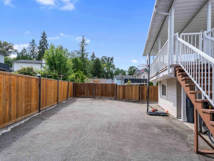 7869 143a Street, Surrey, BC, V3W 9W5 - 25