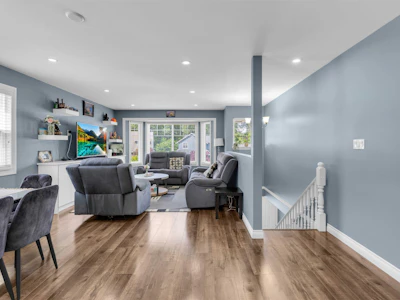 7869 143a Street - 4