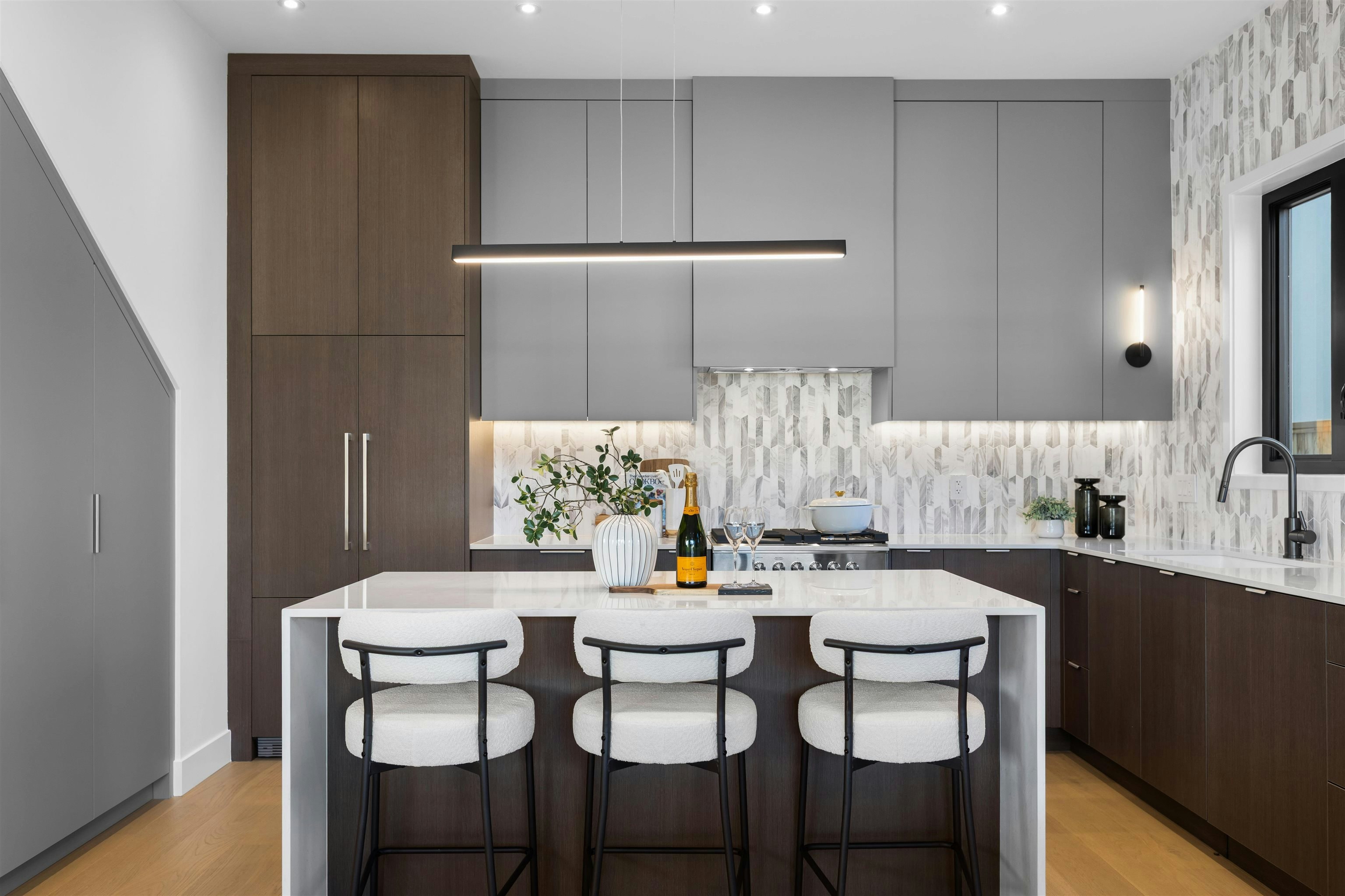 3-6682 Napier Street, Burnaby, BC, V5B 2C3 - 7