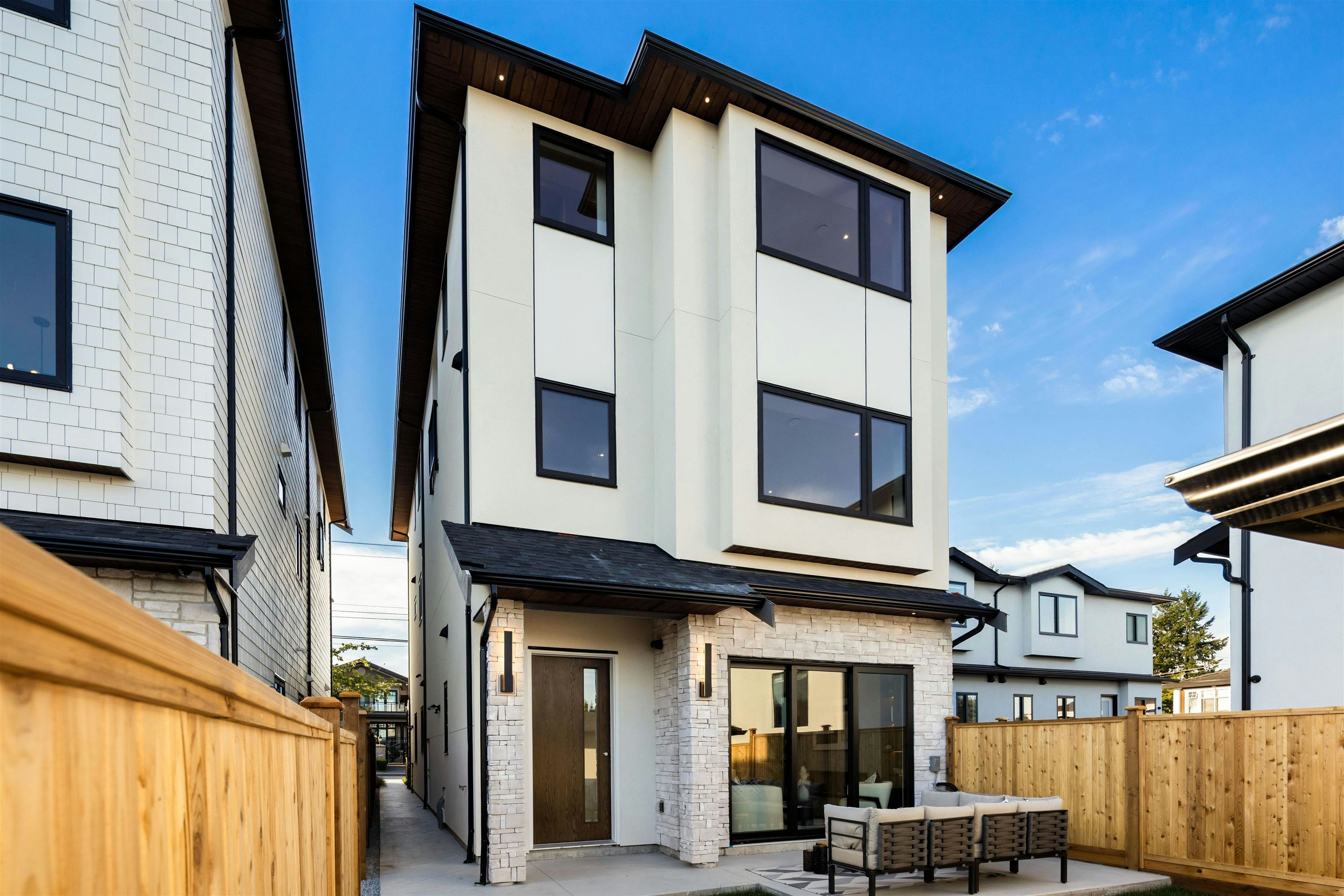 3-6682 Napier Street, Burnaby, BC, V5B 2C3 - 30
