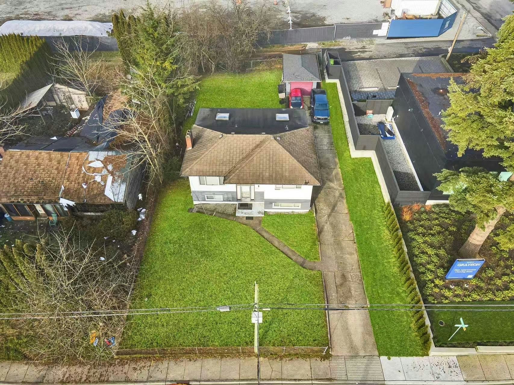 607 Alderson Avenue, Coquitlam, BC, V3K 1T4 - 3