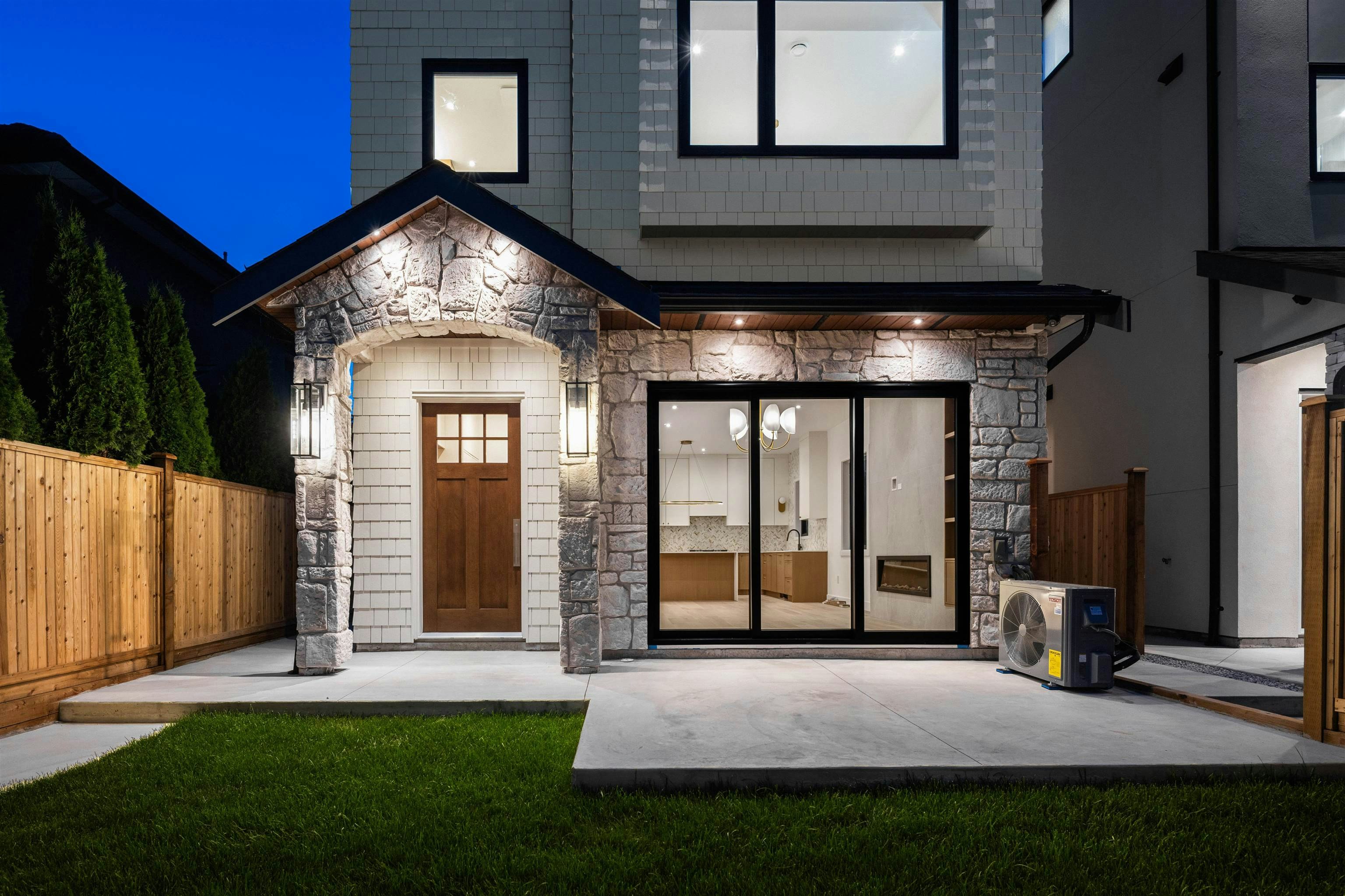 4-6682 Napier Street, Burnaby, BC, V5B 2C3 - 28
