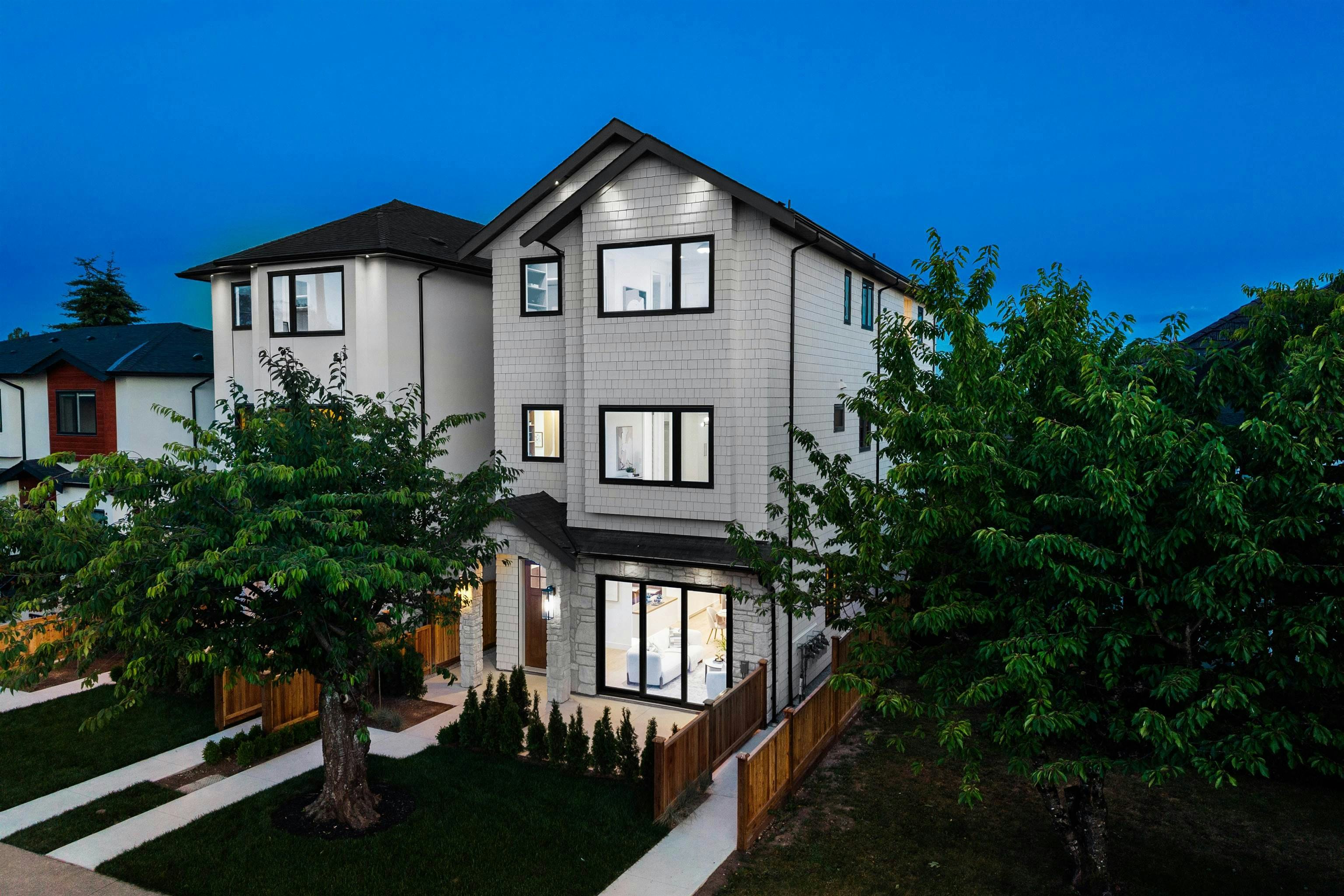 4-6682 Napier Street, Burnaby, BC, V5B 2C3 - 32