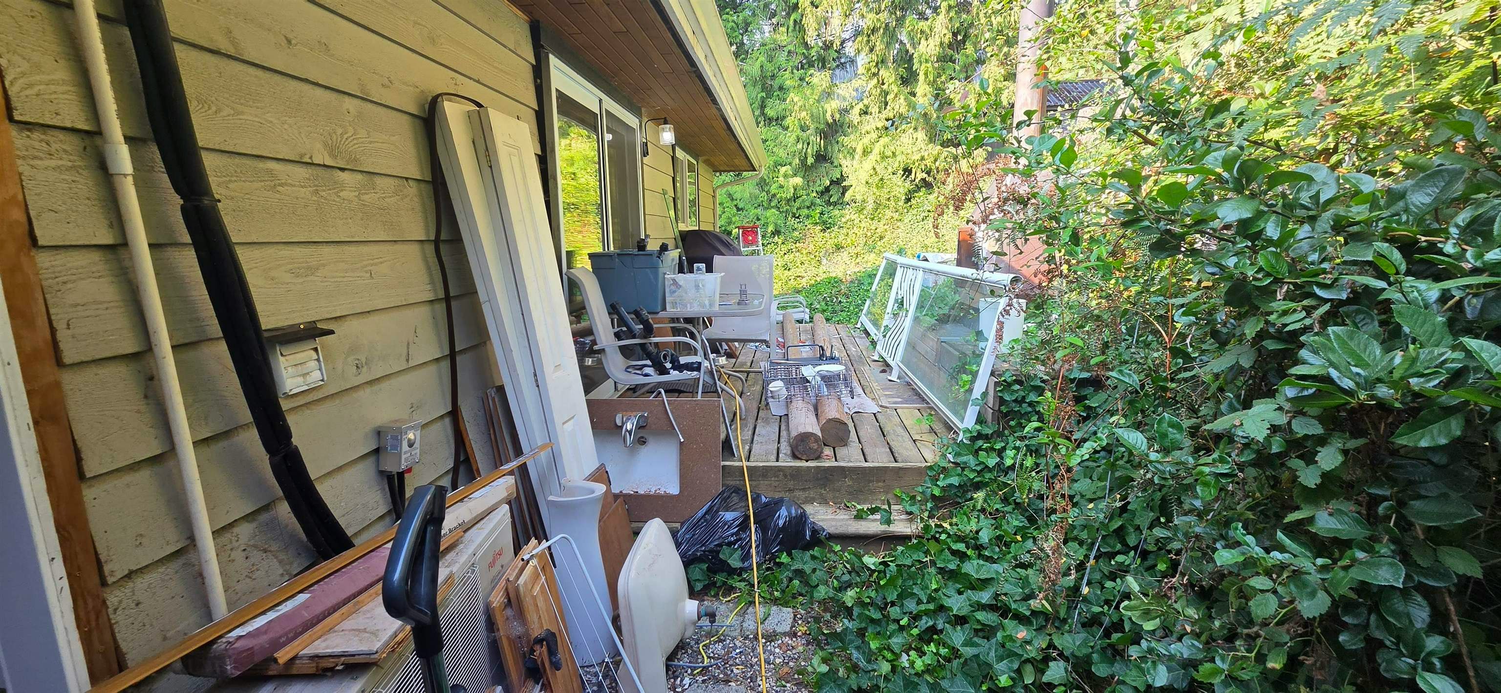 12888 Front Road, Pender Harbour Egmont, BC, V0N 2H1 - 13