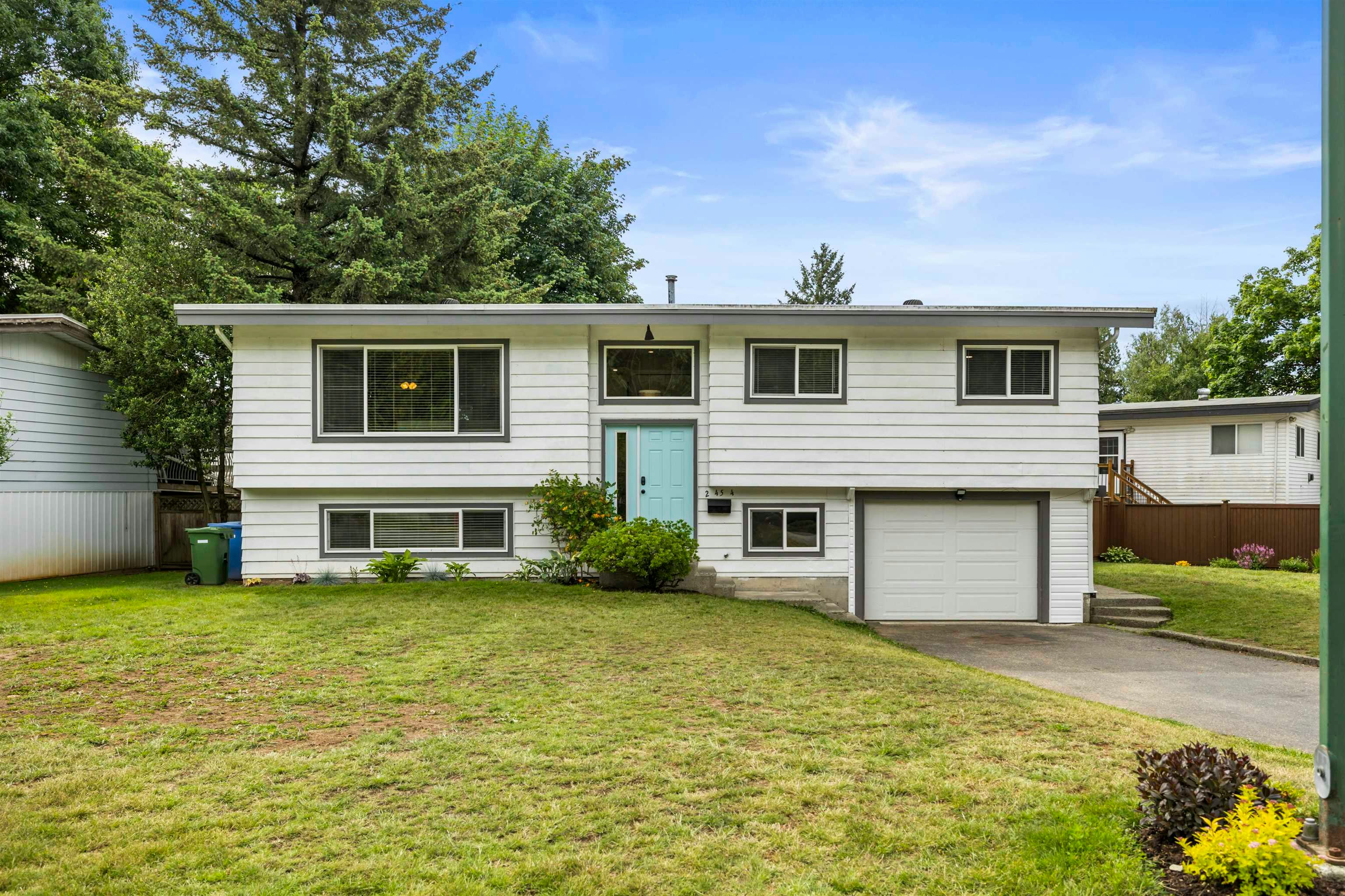 2454 Aladdin Crescent, Abbotsford, BC, V2S 5K7