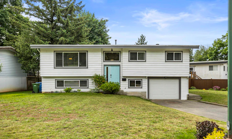 2454 Aladdin Crescent