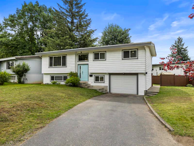 2454 Aladdin Crescent - 2