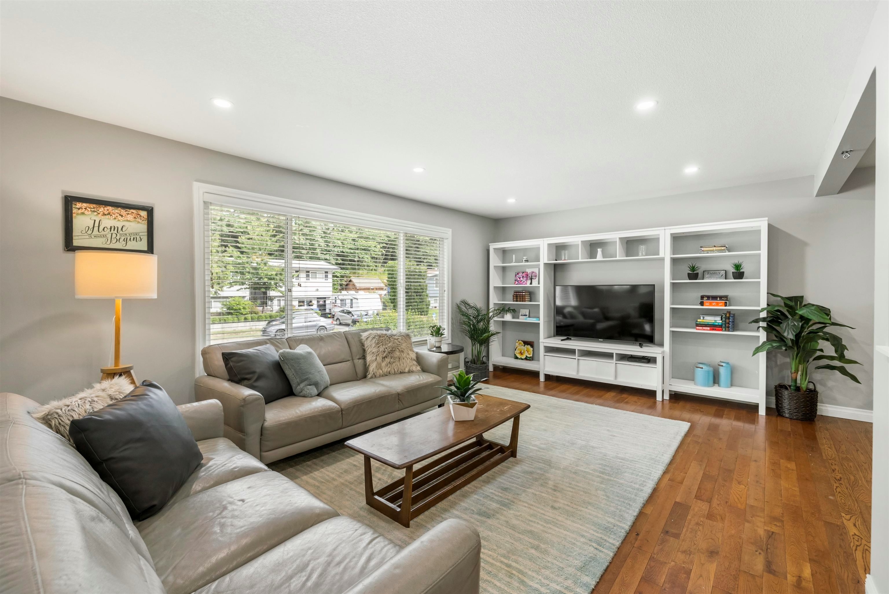 2454 Aladdin Crescent - 4