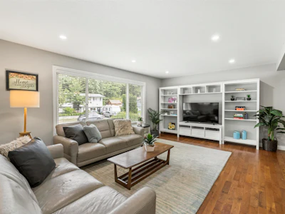 2454 Aladdin Crescent - 4