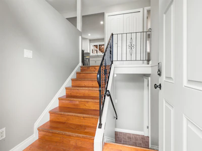 2454 Aladdin Crescent - 3