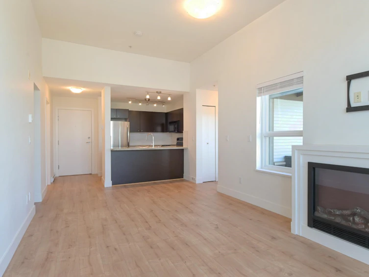 411-6815 188 Street, Surrey, BC, V4N 0Z8 - 11