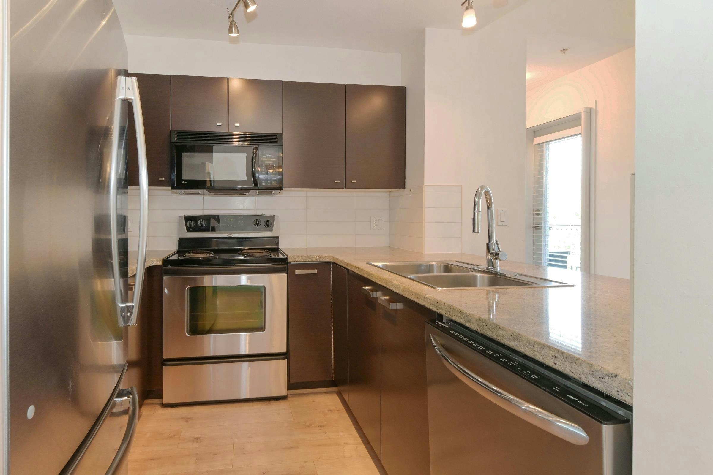 411-6815 188 Street, Surrey, BC, V4N 0Z8 - 6