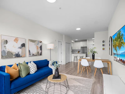 202-22577 Royal Crescent - 3