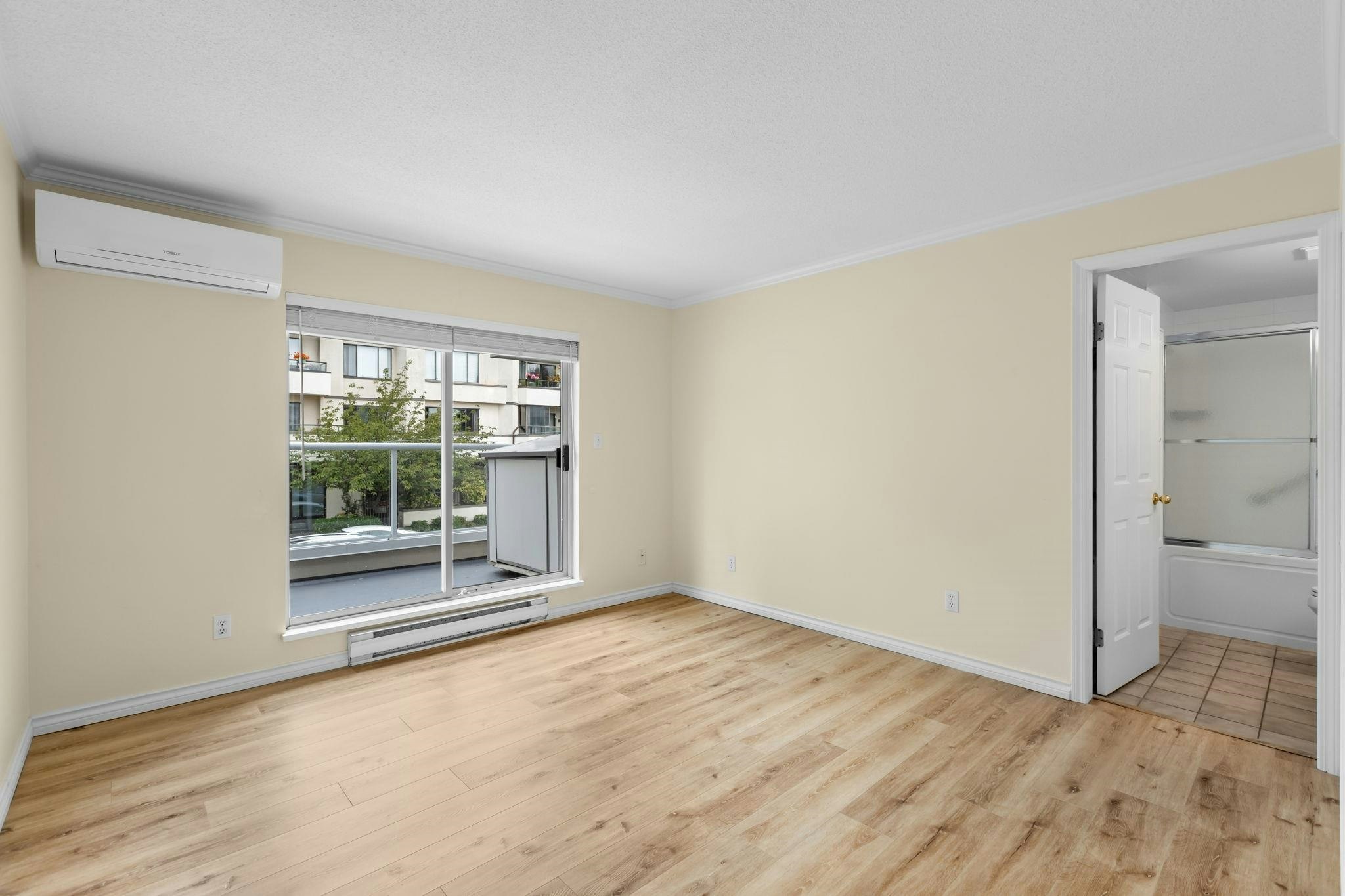 209-1378 George Street, Surrey, BC, V4B 3Z9 - 19