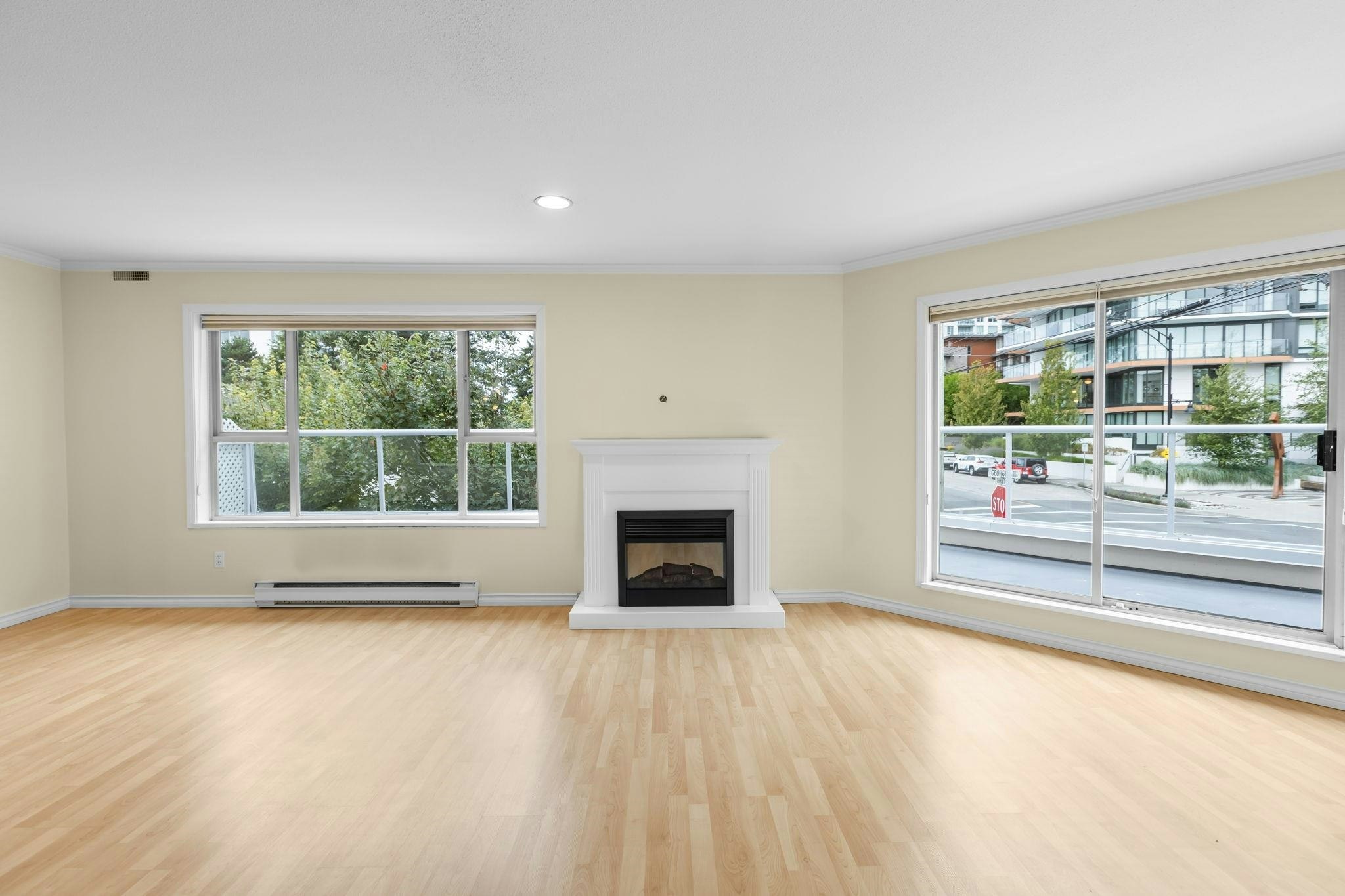 209-1378 George Street, Surrey, BC, V4B 3Z9 - 9