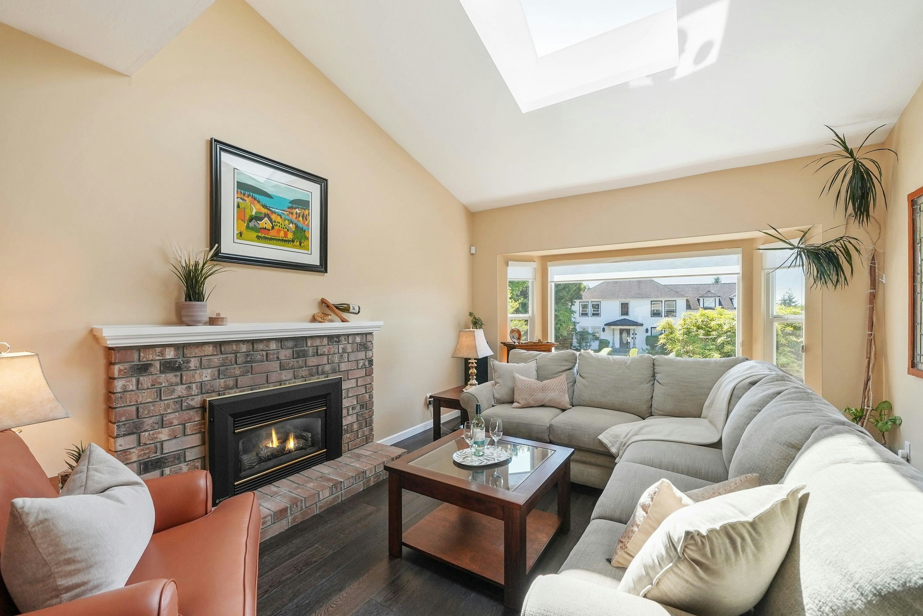 18261 54 Avenue - 4