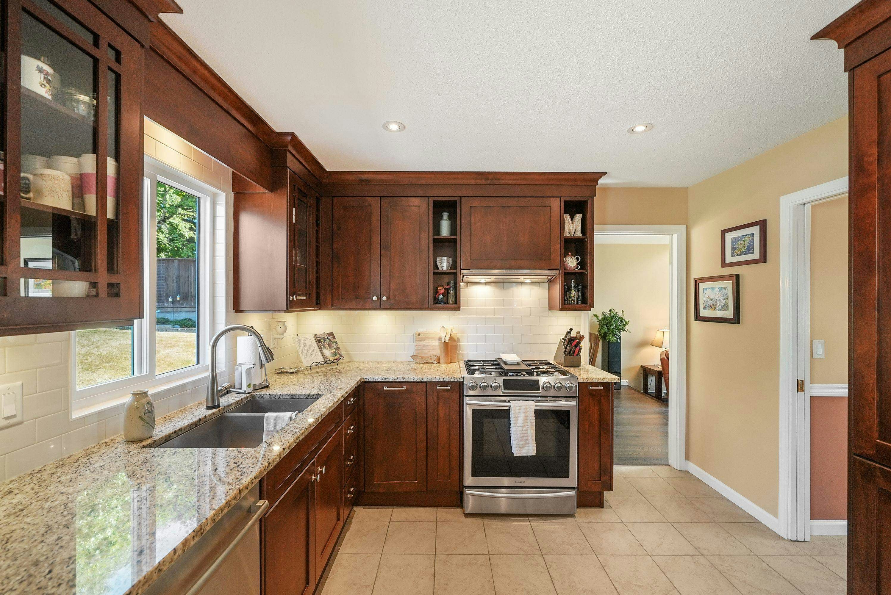 18261 54 Avenue, Surrey, BC, V3S 4N9 - 9