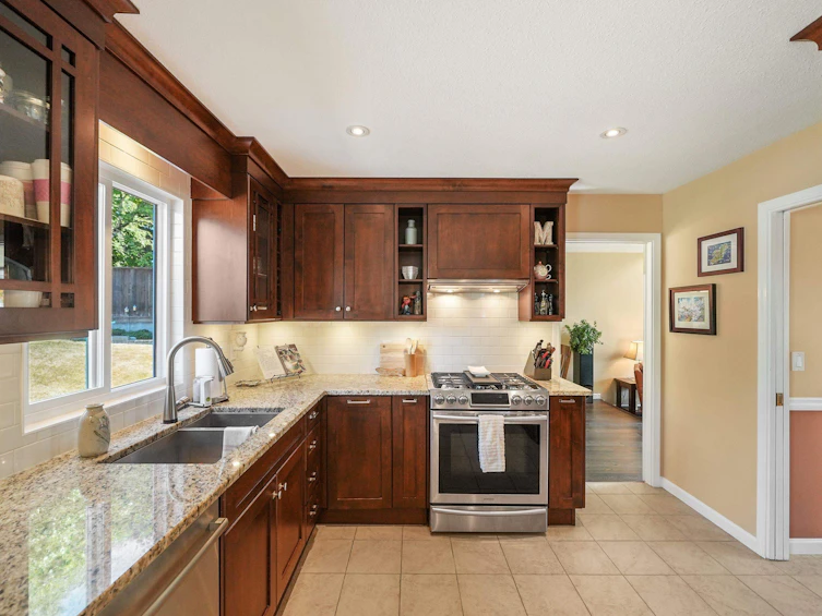 18261 54 Avenue, Surrey, BC, V3S 4N9 - 9