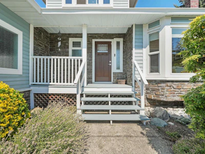 18261 54 Avenue - 3