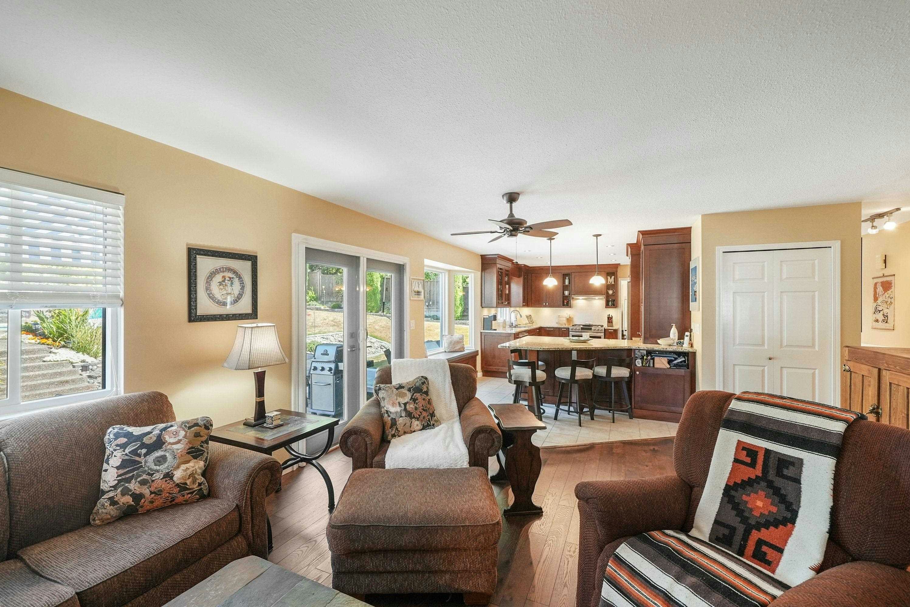 18261 54 Avenue, Surrey, BC, V3S 4N9 - 13