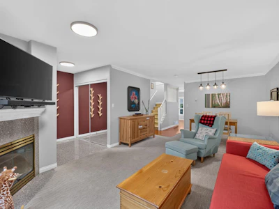 109-225 E 6th Street - 5
