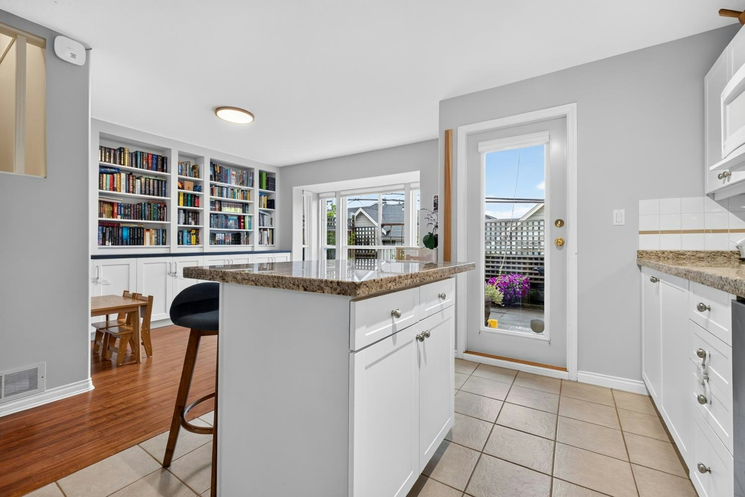 109-225 E 6th Street, North Vancouver, BC, V7L 1P4 - 12