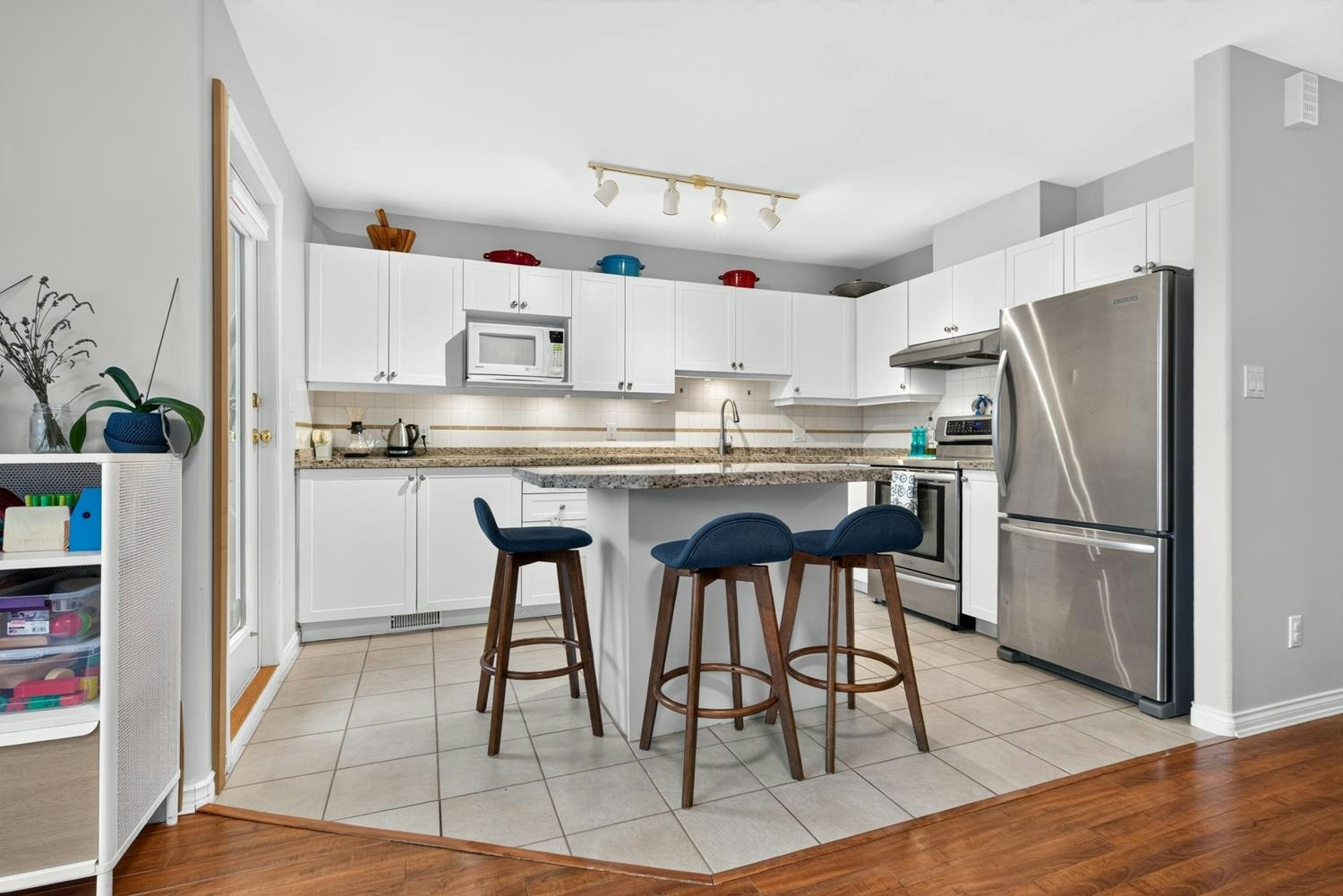 109-225 E 6th Street, North Vancouver, BC, V7L 1P4 - 9