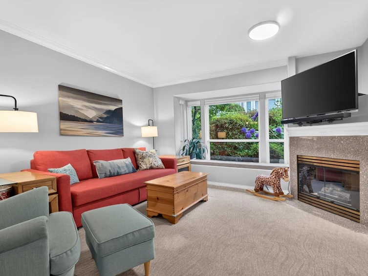 109-225 E 6th Street, North Vancouver, BC, V7L 1P4 - 4
