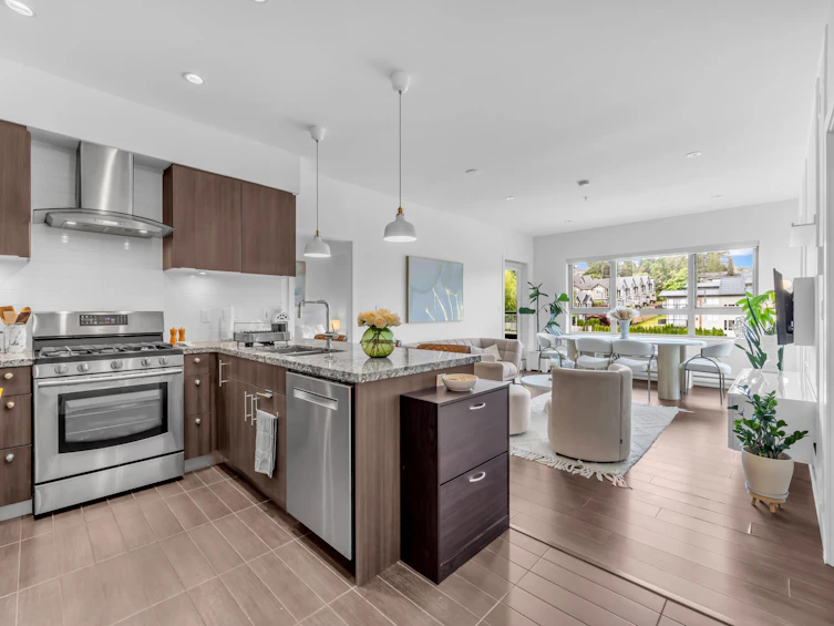 401-5688 Hastings Street, Burnaby, BC, V5B 1R4