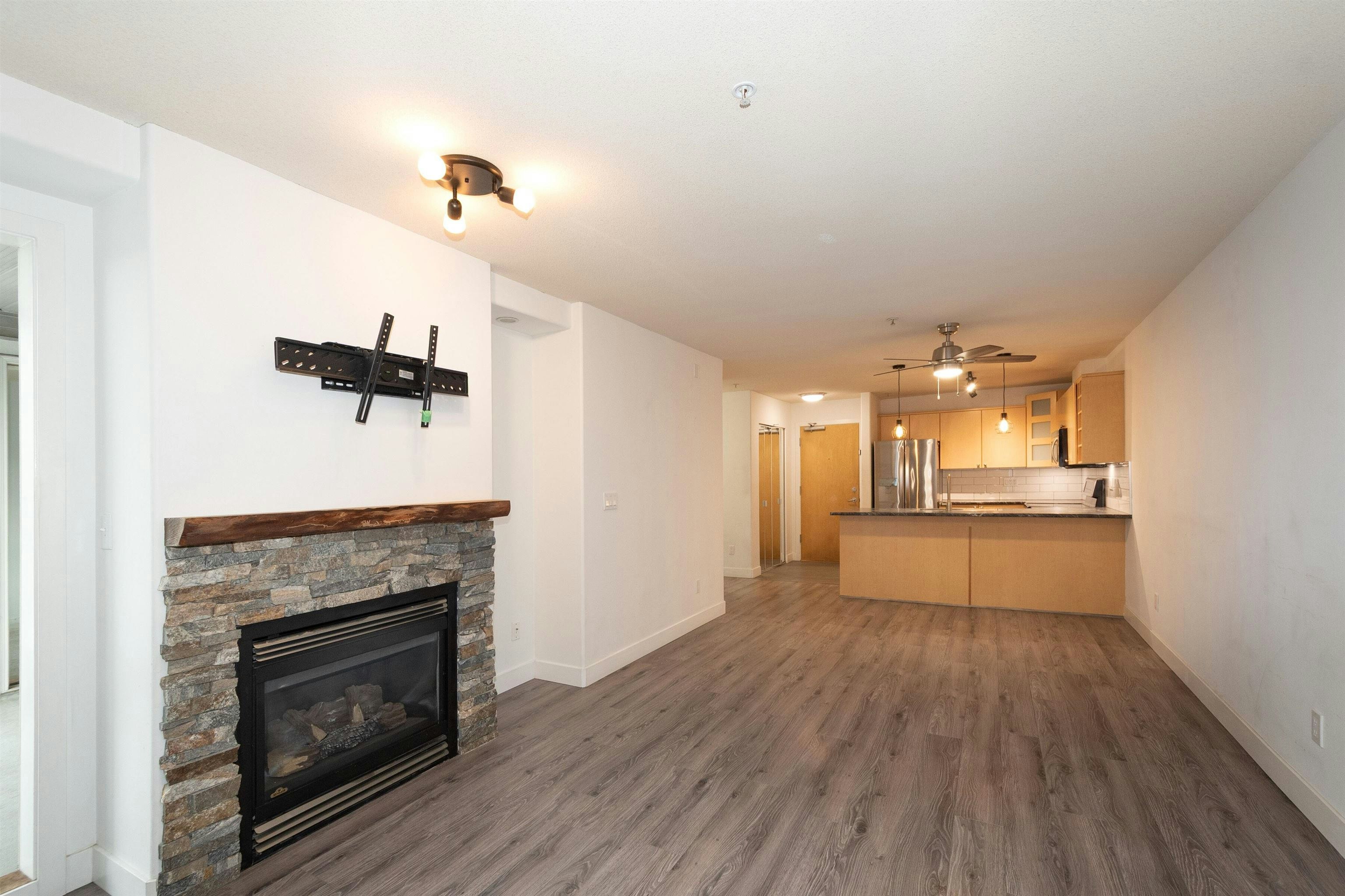 312-3136 St Johns Street, Port Moody, BC, V3H 5E4 - 10