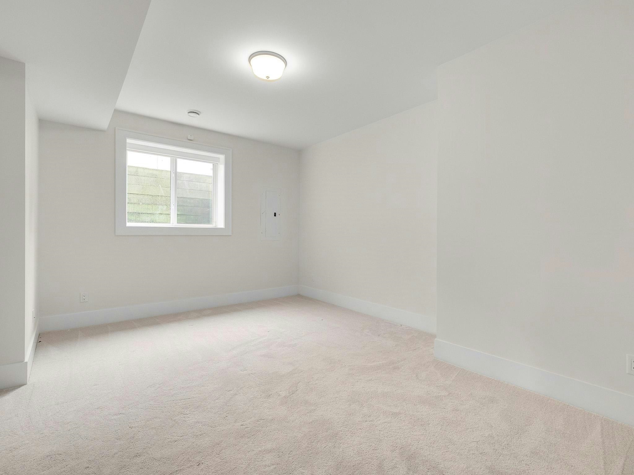 3877 159a Street, Surrey, BC, V3Z 0Y3 - 33
