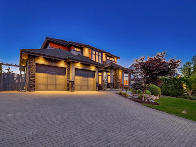 3877 159a Street - 3