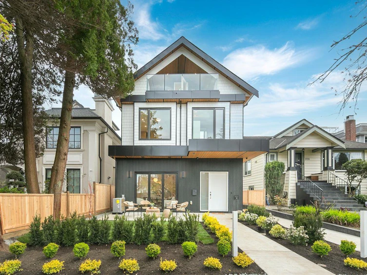 1-3708 W 18th Avenue, Vancouver, BC, V6S 1B2