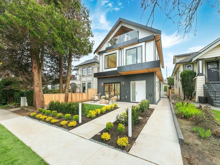 1-3708 W 18th Avenue, Vancouver, BC, V6S 1B2 - 2