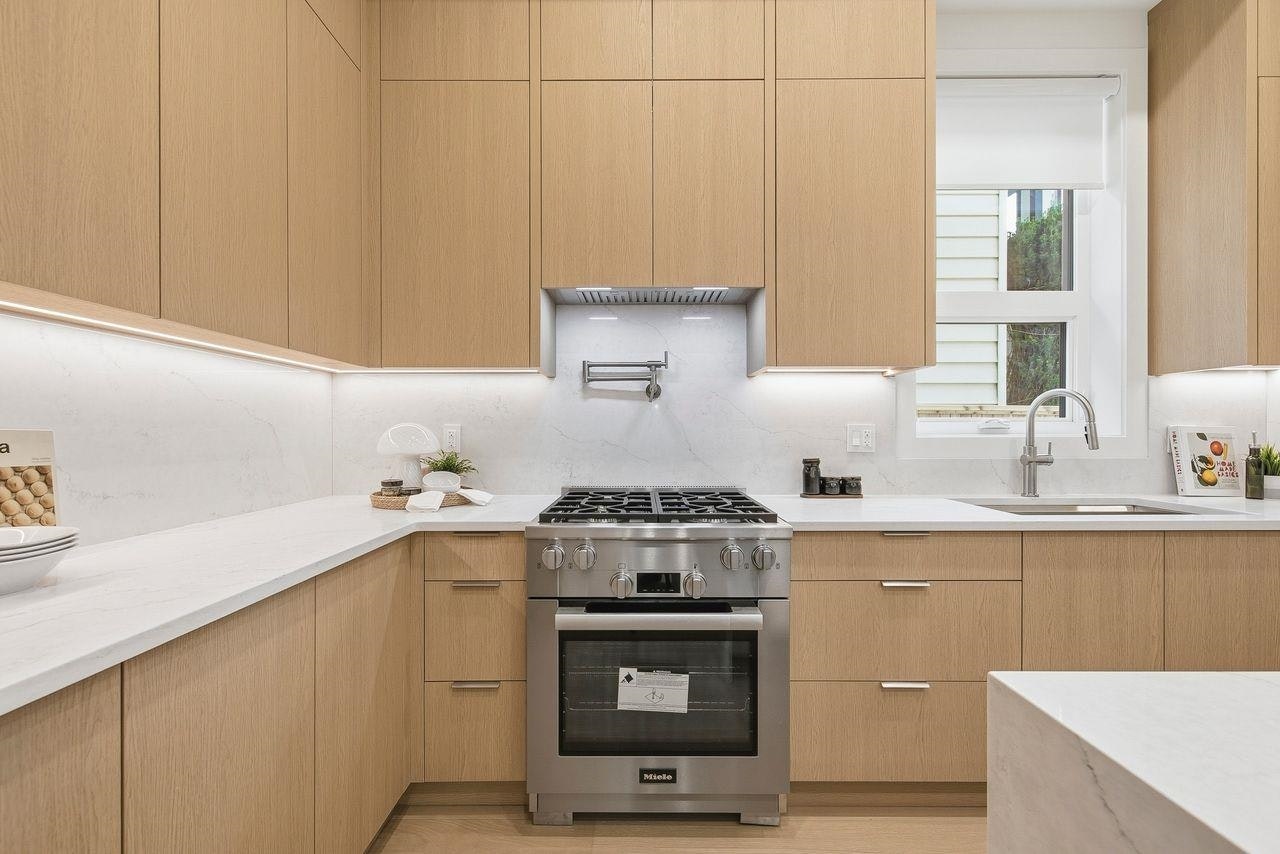 1-3708 W 18th Avenue, Vancouver, BC, V6S 1B2 - 13