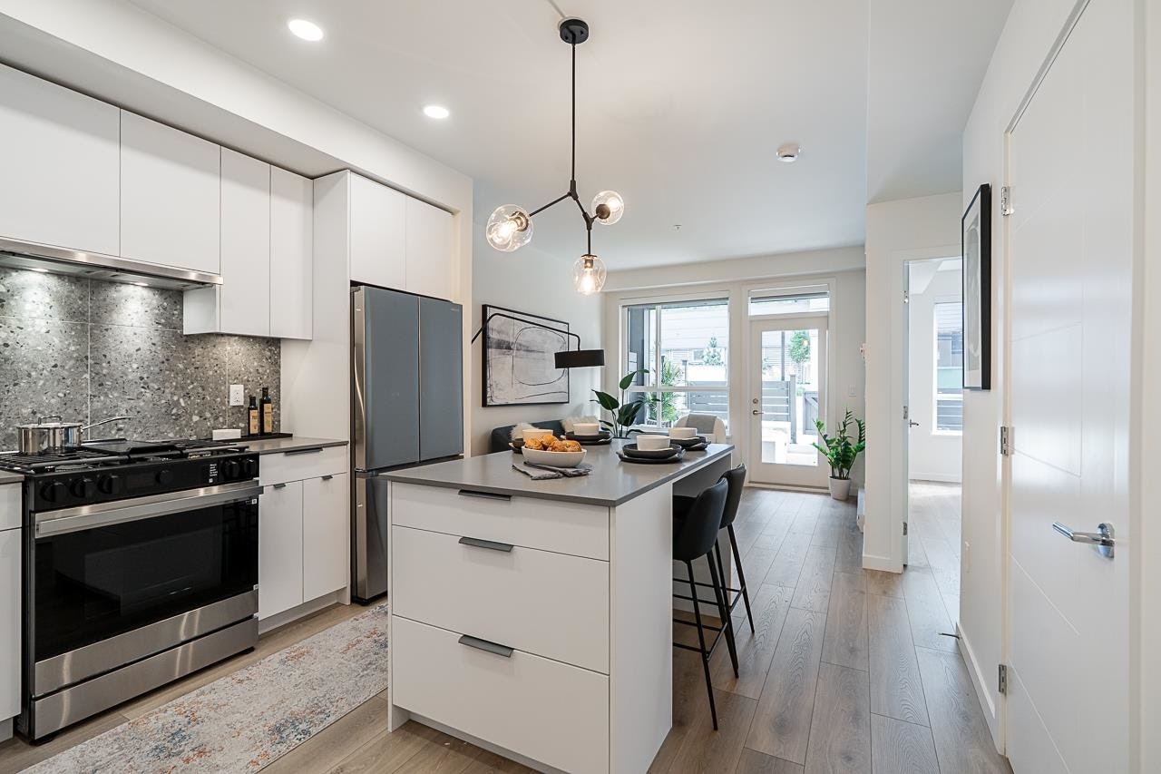 609-7936 206 Street, Langley, BC, V2Y 3X8