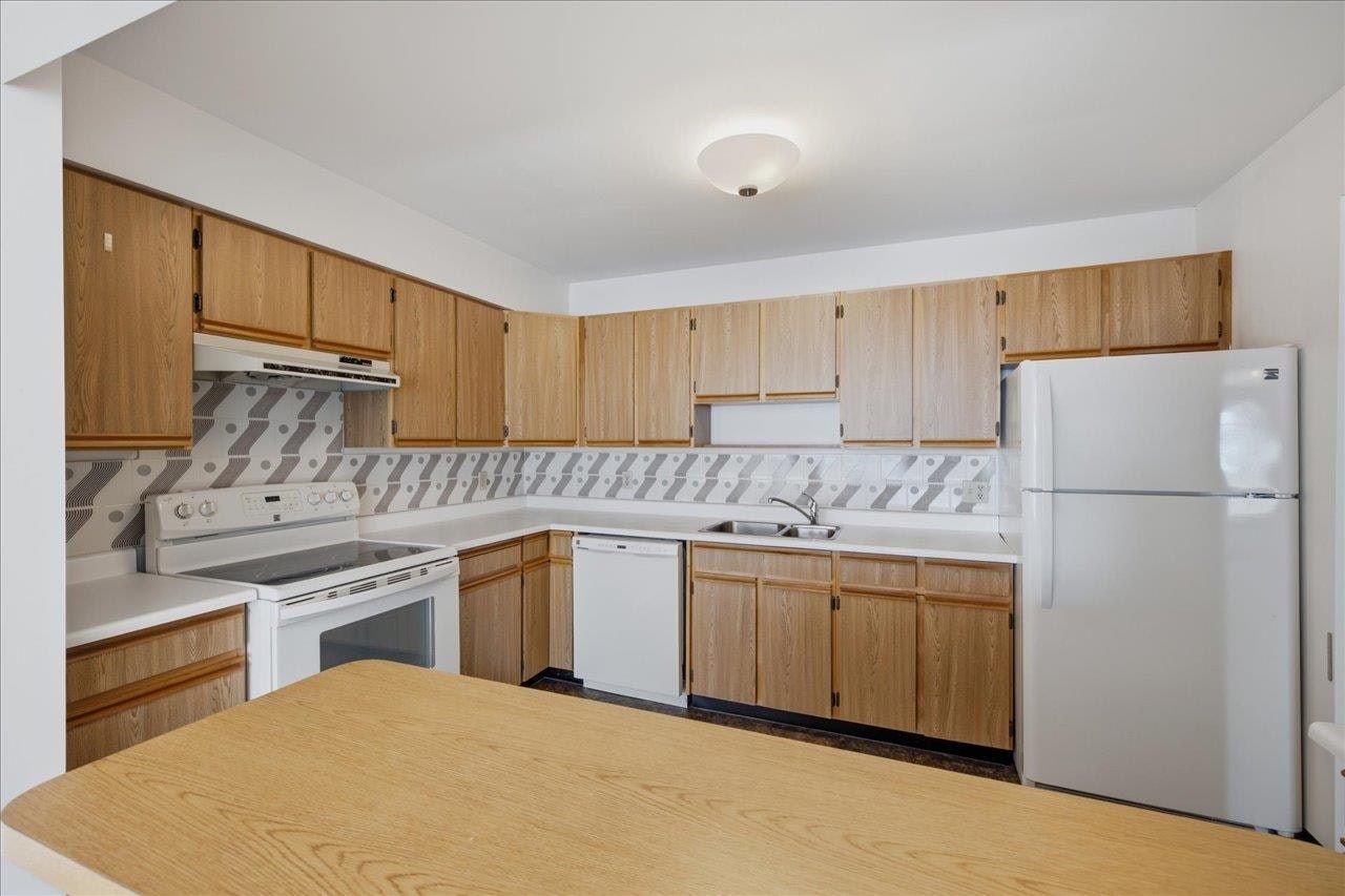 1506-615 Belmont Street, New Westminster, BC, V3M 6A1 - 9